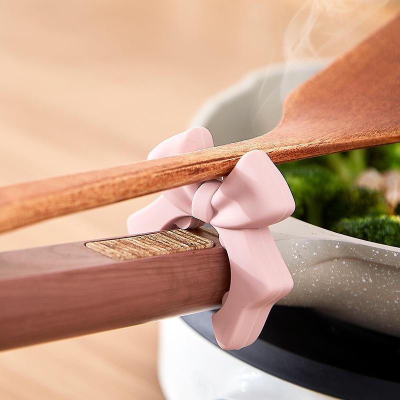 1/2 Piece Bowknot Silicone Spatula Holder Anti-scalding Cutlery Holder Suitable For Spoon Cooking Utensils