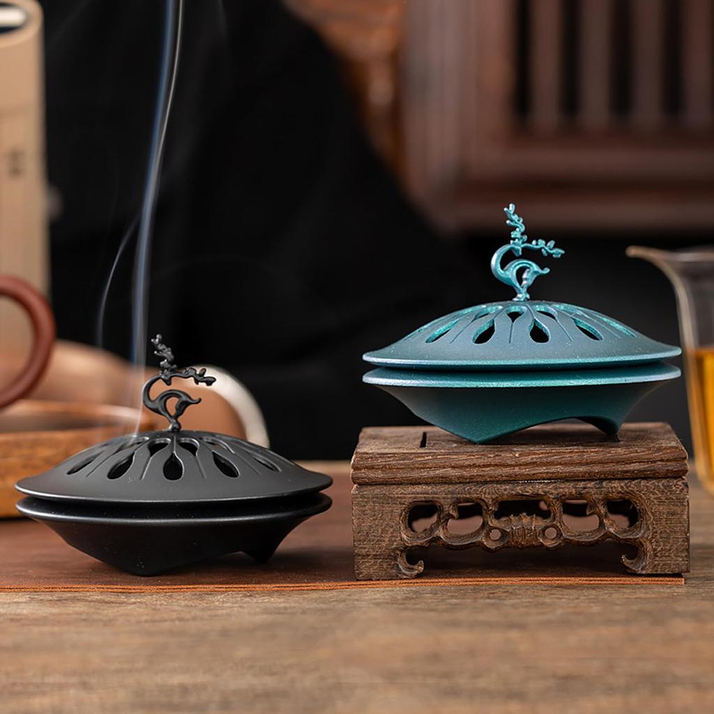 Stylish Alloy Incense Burner with Lid for Spiral Incense Sticks, Ideal for Buddhist Altars, Home Decor, Tea Ceremony, Study, Meditation, Yoga, and