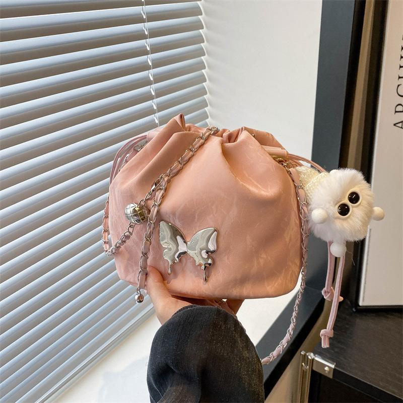 Летняя маленькая сумка женская новая высококлассная нишевая дизайнерская цепочка сумка-мессенджер модная сумка-ведро