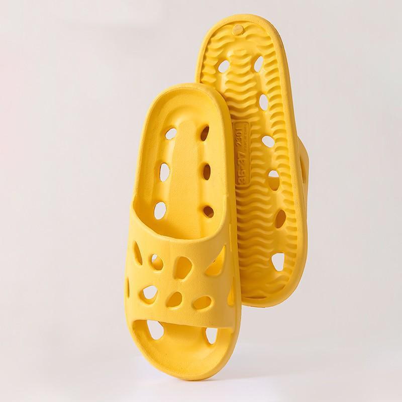 Тапочки для женщин и мужчин, нескользящие нескользящие тапочки на мягкой подошве для ванной комнаты, полые туфли для душа, банные тапочки, домашние сандалии, летние пляжные шлепанцы, тапочки для пар