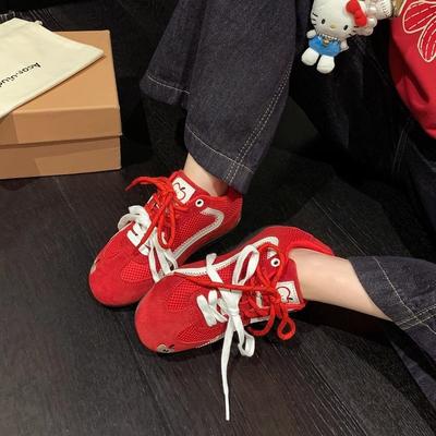 Женская обувь – Кроссовки