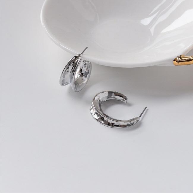 [Стиль Day6] Серьги Twitch Wave