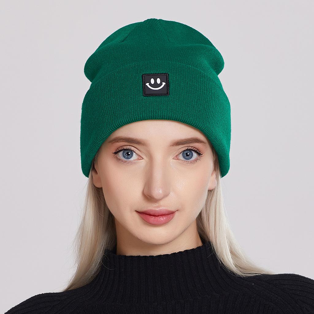 Women's Fashion Smiley Face Logo Hat Solid Color Knitted Hat Casual Outdoor Warm Beanie Men's Winter Hat
