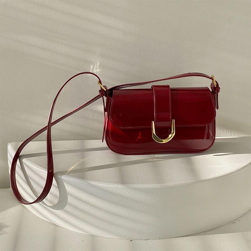 Women Fashion Crossbody Bag Red Vintage Saddle Small Patent Leather Shoulder Bag Luxury Design Ladies Trend Flap Handbags