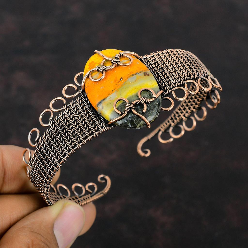 Браслет-манжета из яшмы "Шмель" Браслет-манжета из медной проволоки Браслет из драгоценных камней Браслет из медной проволоки Ювелирные изделия из медной проволоки Регулируемый браслет ручной работы Подарок на помолвку