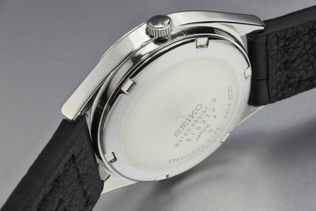 SEIKO Модель A среди деловых людей того времени 1975 г. Lord Matic 25 камней Стекло: Хрустальное Автоматические часы Ремешок Отличное состояние 5606-8031