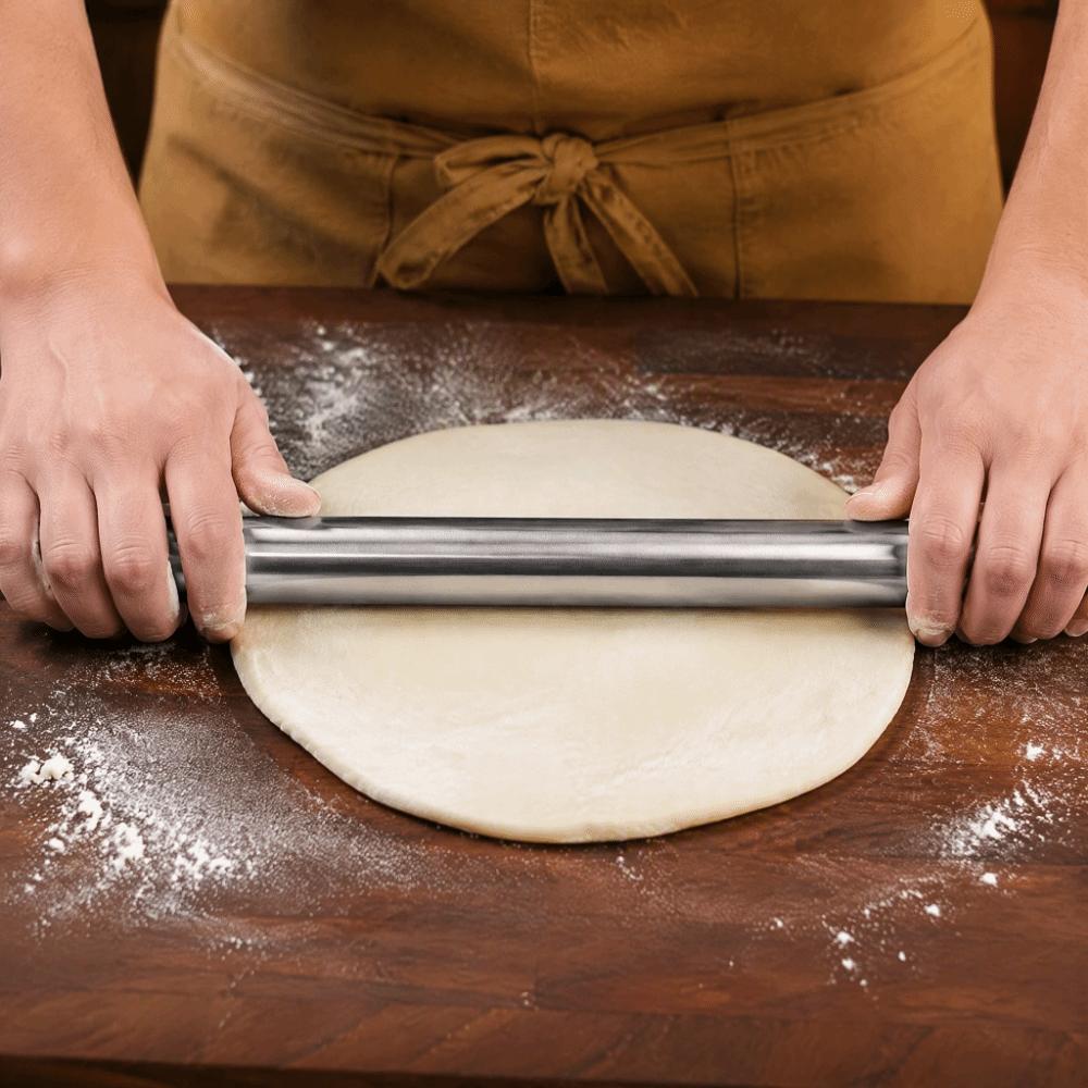 No-Stick Surface Dough Roller 40.7cm Length Baking Rolling Pin Flour Dough Rolling