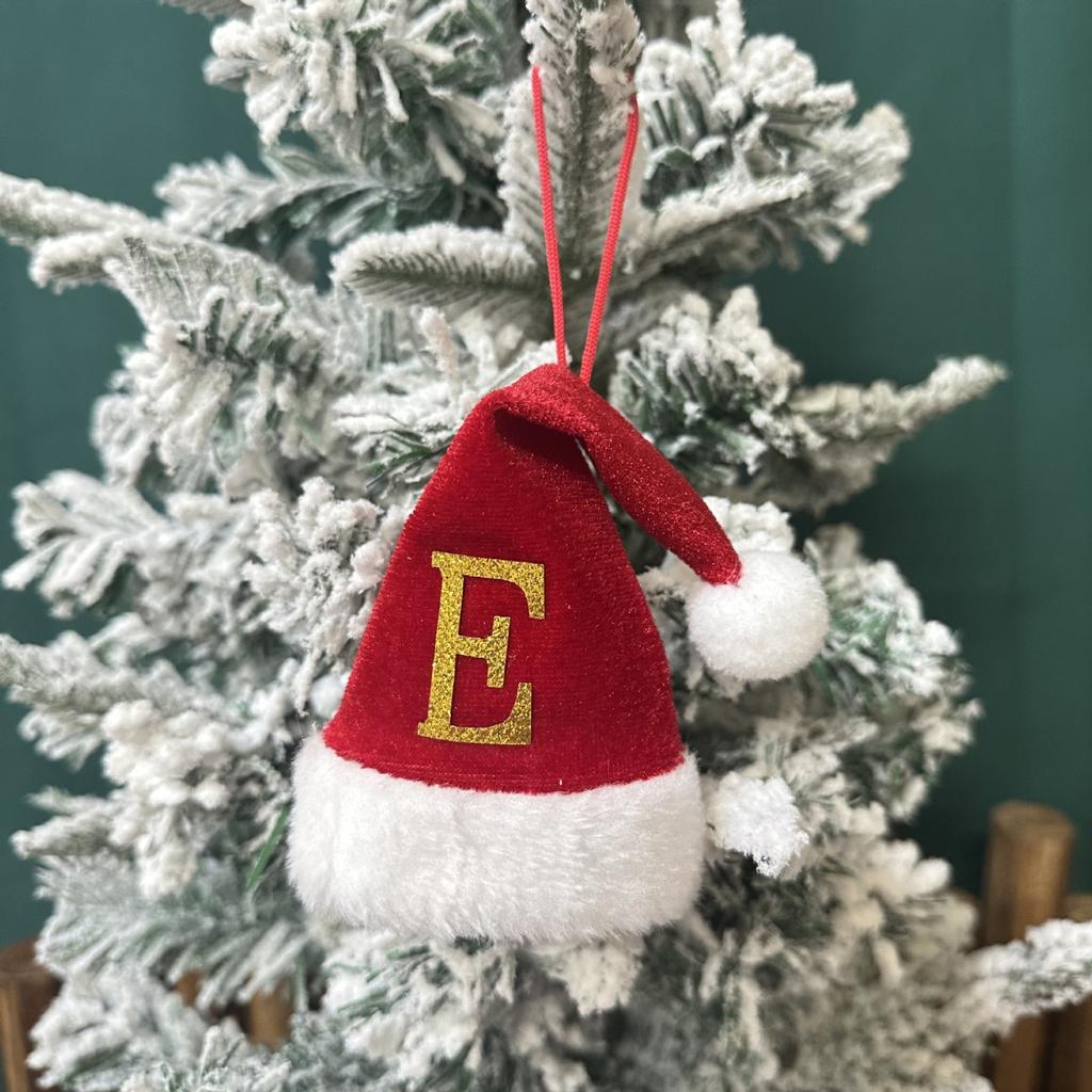 Рождественские украшения:  Рождественские шапки, Рождественские колпачки-леденцы, Рождественские чехлы для ножей и вилок в виде шапок, Колпачки для винных бутылок, Декоративные элементы