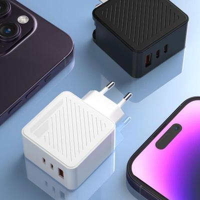 65-ваттное GaN-зарядное устройство для устройств Apple с EU-вилкой, 2 порта Type-C и 1 порт Type-A