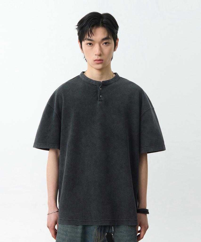 Dimiteulibeullaeg Asi Essential Вафельная футболка-henley с коротким рукавом_Пигментный угольный