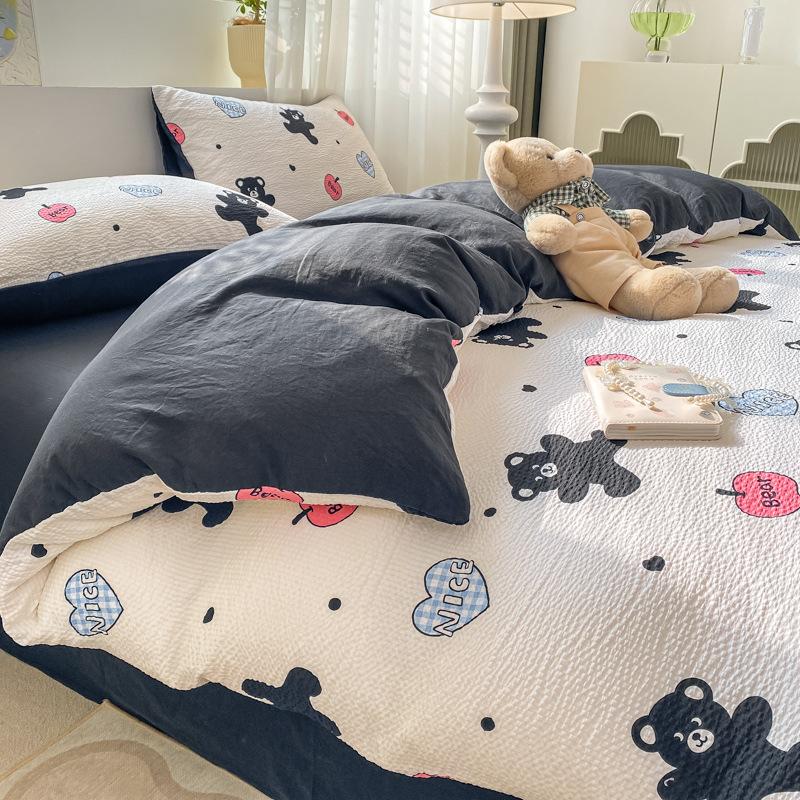 Постельное белье из ситца, комплект из четырех предметов: простыня, пододеяльник, наволочки