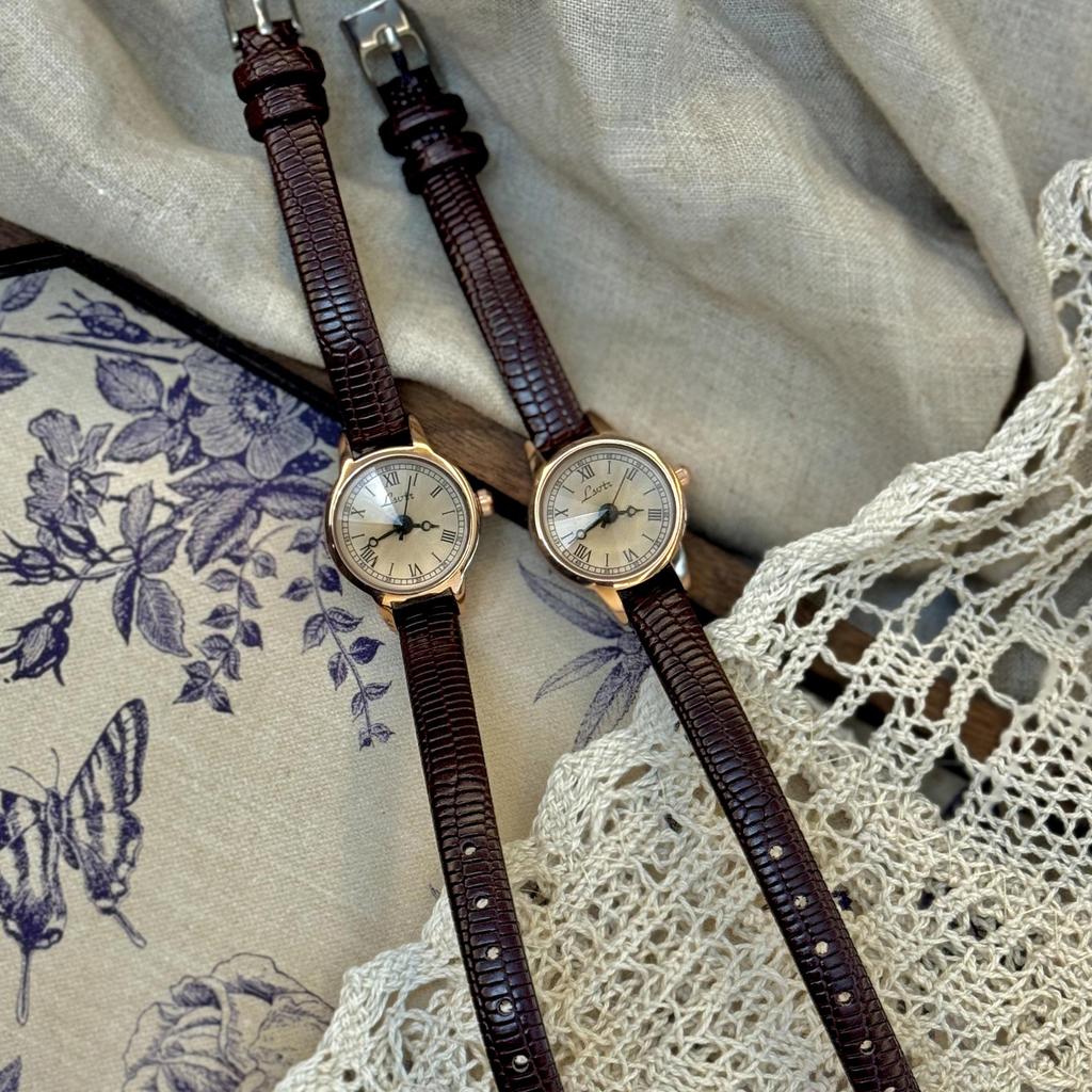 LSVTR Ретро Женские Часы с Маленьким Циферблатом, Кожаным Ремешком, Водонепроницаемые Кварцевые