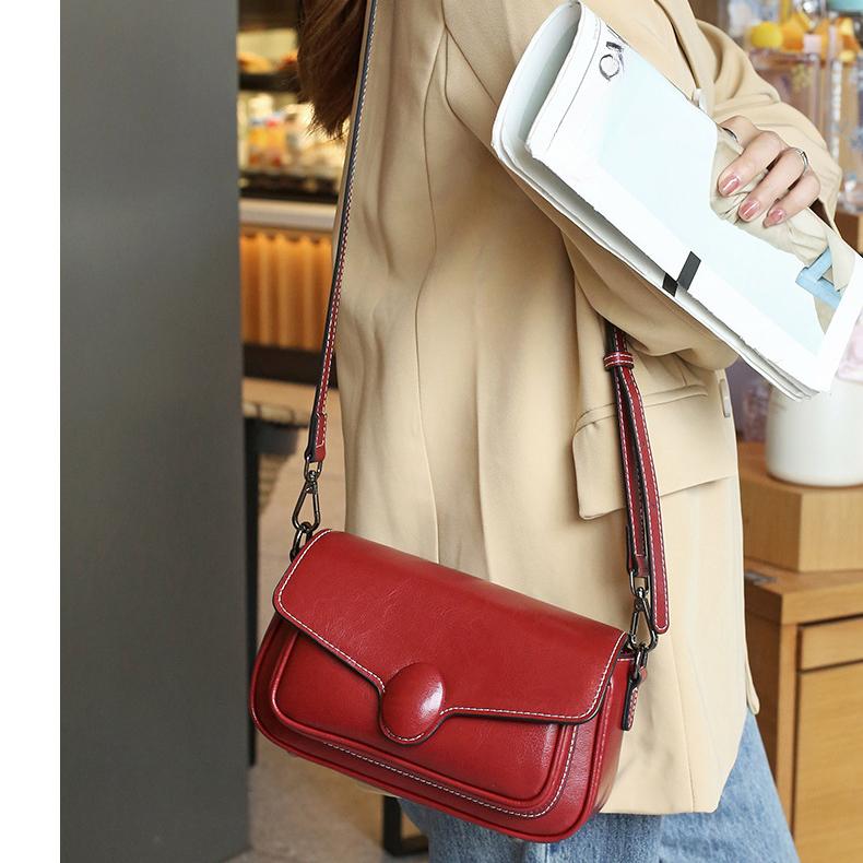 Small Square Bag Genuine Leather Crossbody Bag for Women's 2024 New Wide Shoulder Strap Genuine Leather Commuting Shoulder Bag