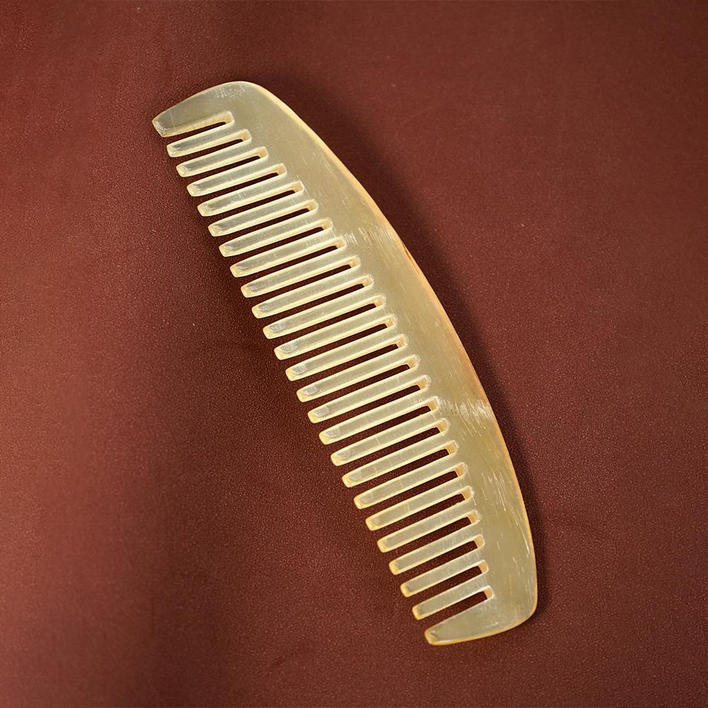 Portable Natural Horn Comb Handmade Polished Anti Static Massage Horn Comb for Men Women Salon Hairdressing Styling Tools