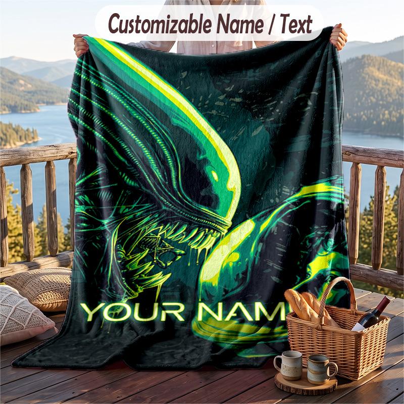 Custom Text Flannel Throw Blanket, Lightweight Cozy Bed Sofa BlanketAlien Xenomorph