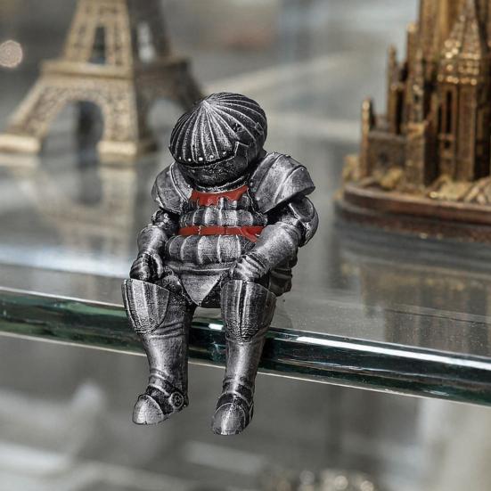 Retro Knight Armor Resin Statue, Medieval Guard Figurine for Desk Shelf, Dark Fantasy Home Decor for Office, Gift for Game Fans