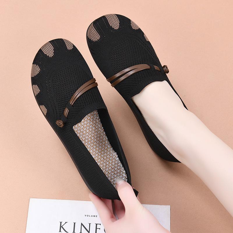 Comfortable Walking Shoes for Elderly Women Soft Sole Slip-on Flats Anti-fatigue Casual Loafers