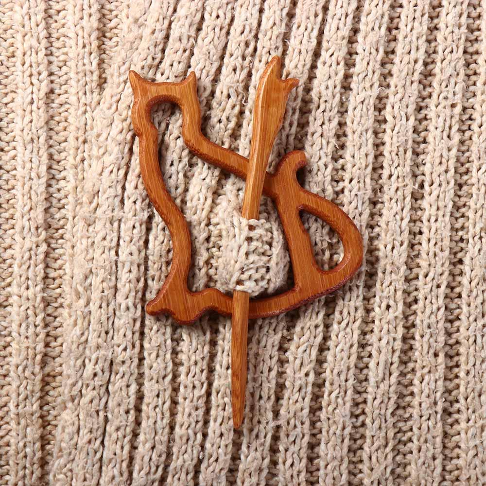 Retro Animal Rabbit Bear Bird Dog Fashion Jewelry Clothing Accessory Wooden Brooch Women Brooch