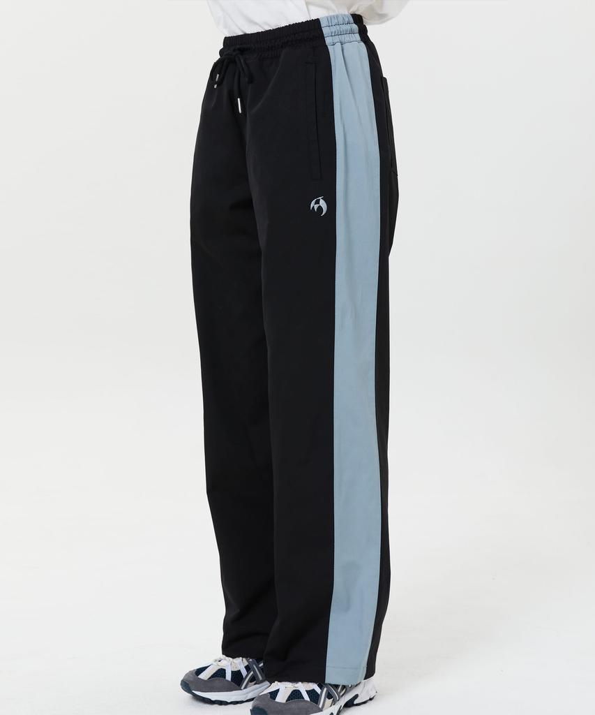 WAIKEI Line Colorblock Wide Track Pants Black