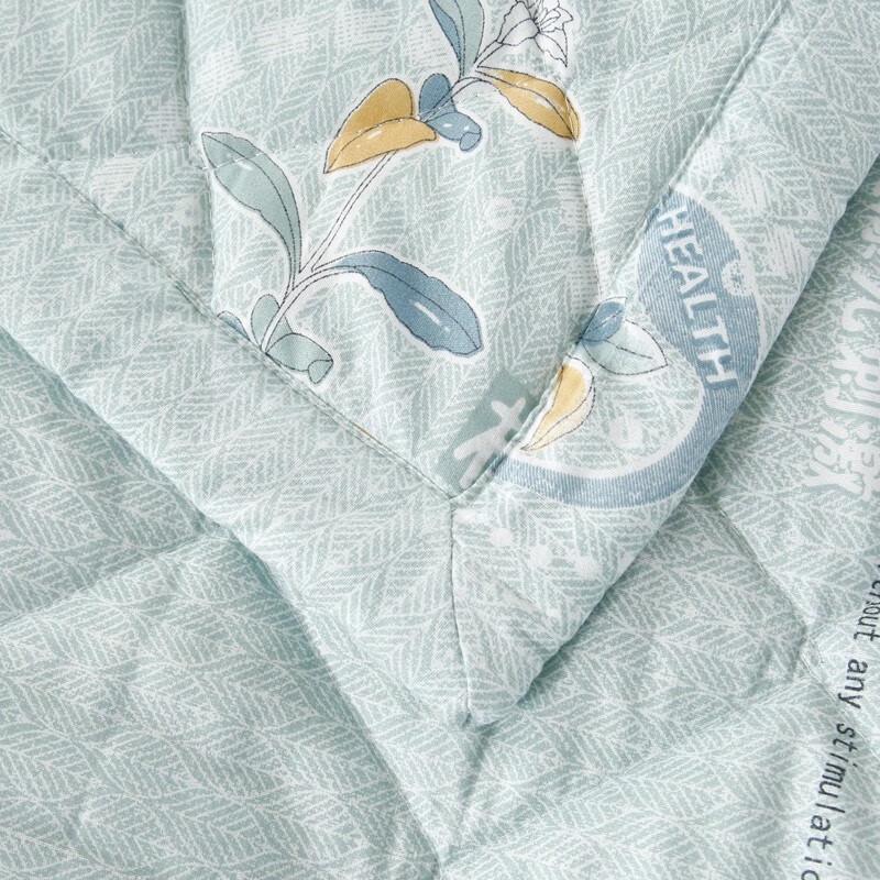Botanical Antibacterial Summer Cool Quilt
