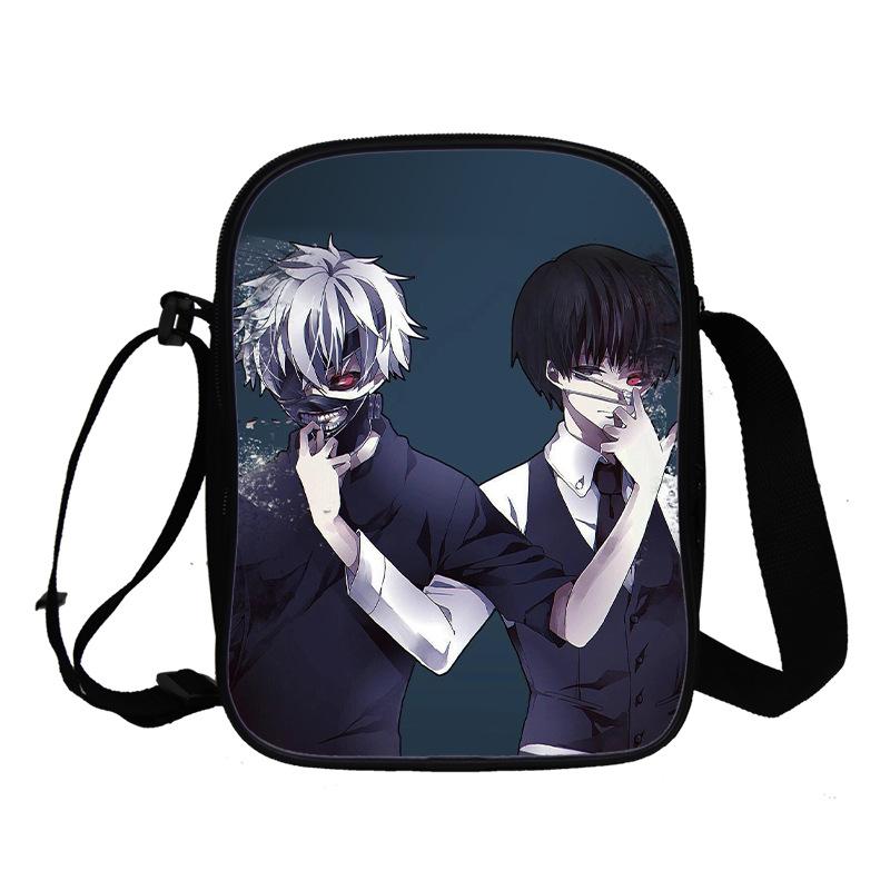 Сумка-мессенджер для подростков Tokyo Ghoul, выполненная методом 3D-печати в полноцветном режиме, с двумя плечевыми лямками.