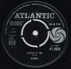 7-дюймовая пластинка SONNY Laugh At Me AT4038 ATLANTIC 1965 UK Rock Б/у