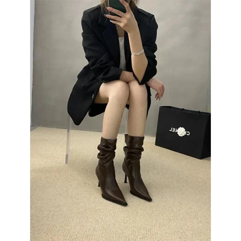 Остроносые плиссированные ботфорты для женщин на осень 2024 года, короткие ботинки на тонком каблуке, короткие ботинки на высоком каблуке