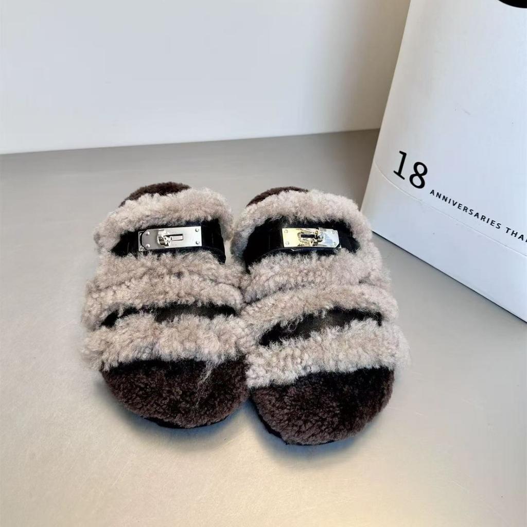 European metal buckle open-toed fluffy slippers women's 2025 new comfortable and lightweight one-pedal thermal slippers