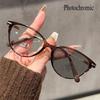 Men Women New Fashion Photochromic Myopia Glasses Retro Cat Eye Near Sight Eyewear Color Changing Minus Diopter Sunglasses