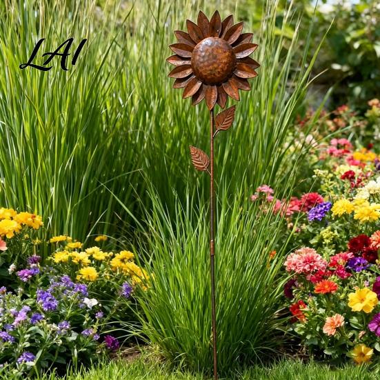 Decorative Garden Stakes Metal Sunflower Stake Retro Rusty Flower Sculpture Rustic Artistic Decor Ornament for Outdoor Yard Patio Lawn Decoration