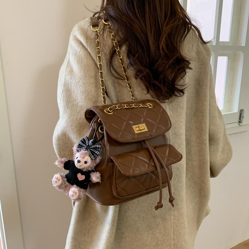 Модный женский рюкзак с ромбовидной вышивкой нитью, новая универсальная модель 2025 года, дорожный мини-рюкзак на цепочке для школы