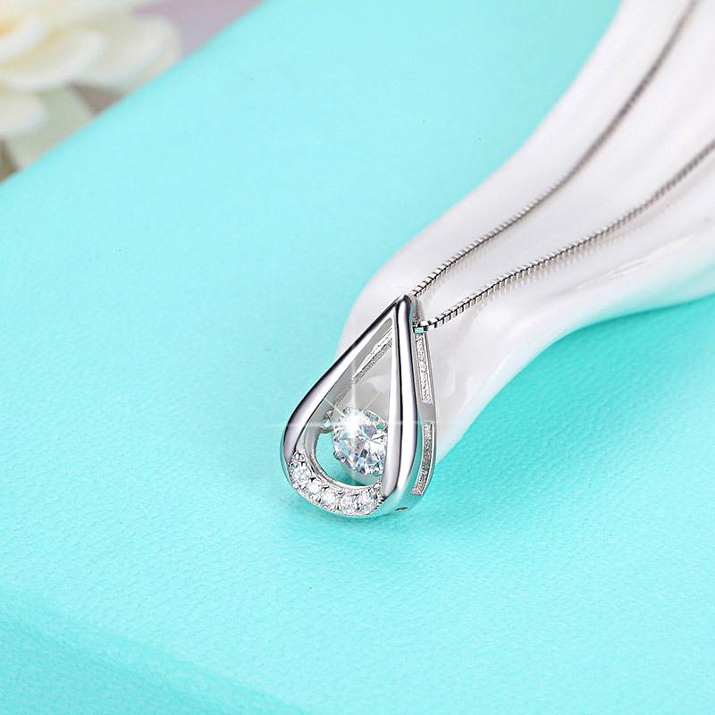 New Elegant Dance Zircon Triangle Water Drop Pendant Necklaces Sterling Silver Women Jewelry Fashion Rhinestone Charm Choker
