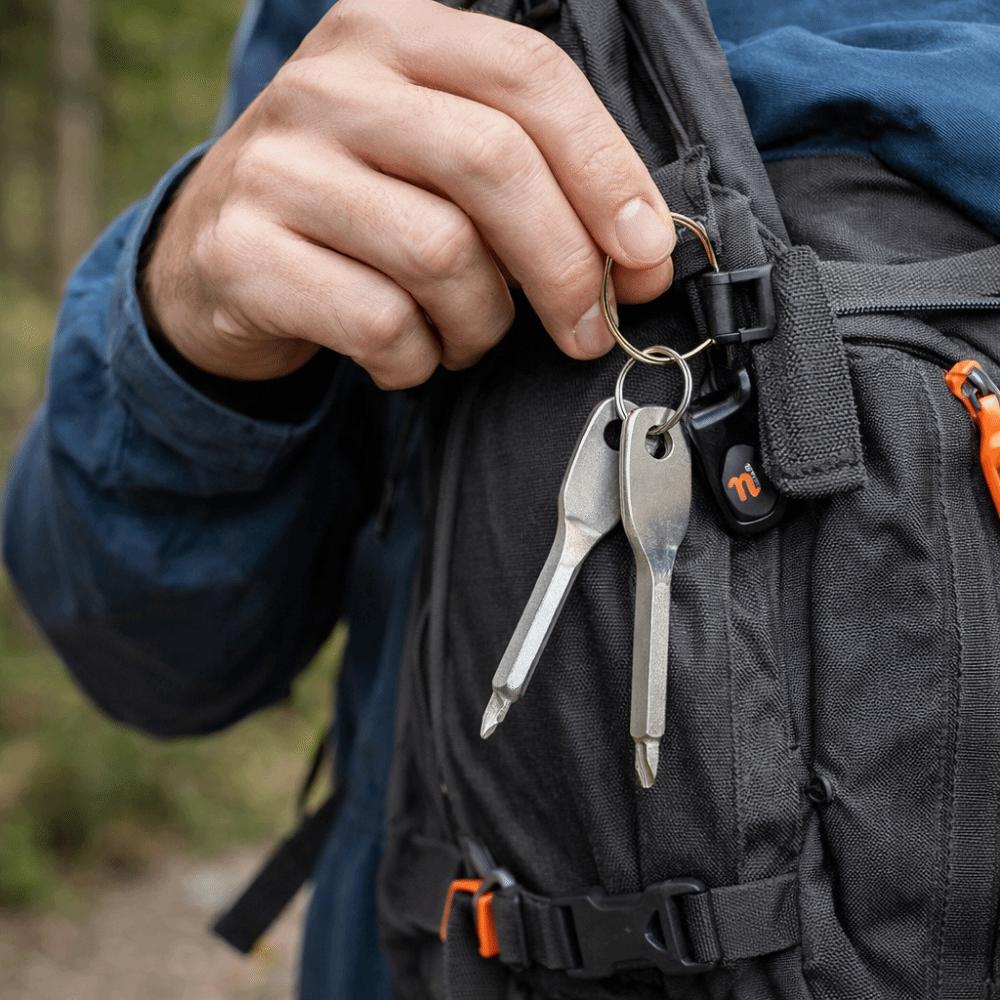 Flat-Head Keychain Tool Durable Metal Multi-Tool Tool Gadget Portable Screwdriver Repair Tool