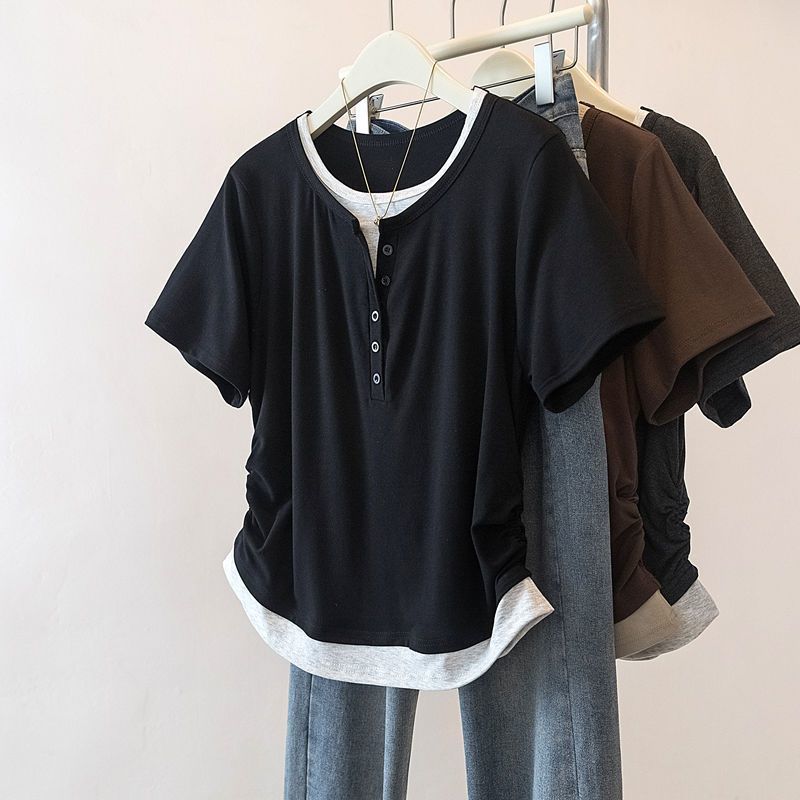 Women's Fake Two-Piece Henley Short Sleeve T-Shirt, Side Ruched Casual Summer Tee Top