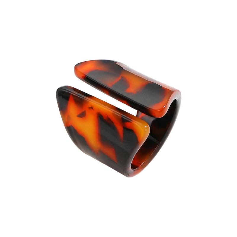 Гибкая посадка Коричневый леопардовый узор Акриловое геометрическое кольцо Легкое удобное Заявление Ювелирный аксессуар