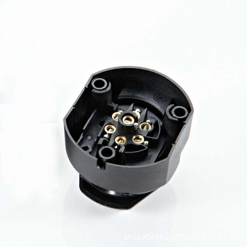 12V European 7-Pin Trailer Connector with Waterproof Ring - Plastic Housing