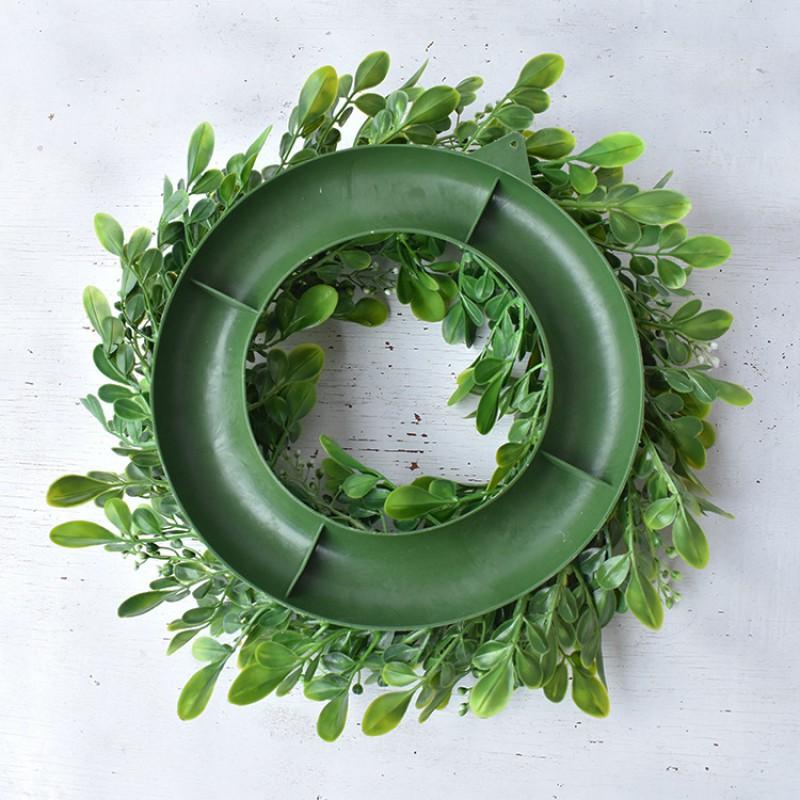 Small Artificial Wreath Door Decor White Style With Eucalyptus Boxwood Plastic Floral Ring