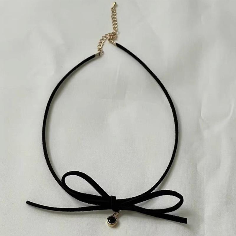 Elegant Bowknot Necklace Pearls Beads Heart Pendant Clavicle Chain French Style Collarbone Chains for Women Girls