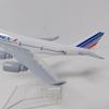 Литой под давлением 16 см Металлический сплав B747 Самолет Air France Модель самолета Масштаб 1/400 со стойкой 747 Авиационный сувенир Самолет