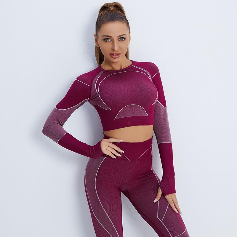 Trendy European-American Sports Fitness Set: Long Sleeve Crop Top & High-Waist Hip-Lifting Yoga Pants