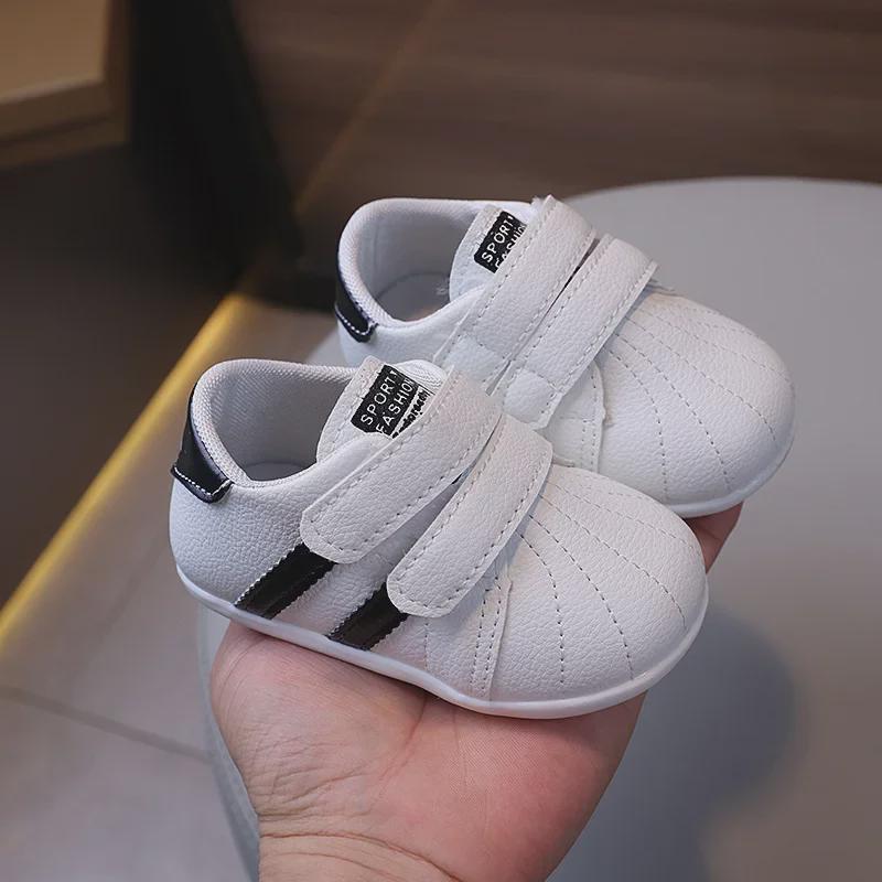 Унисекс обувь для малышей: Белые, Мягкие Нескользящие Подошвы, Идеальны для Весны и Осени, Возраст 1-2 года