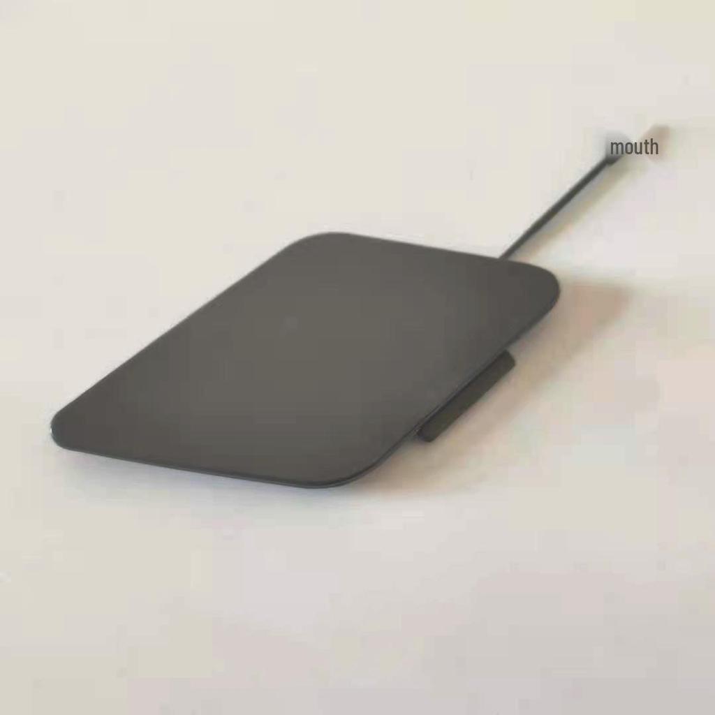 BMW 5 серии F07 Черная крышка буксировочного крюка переднего бампера 51117332667