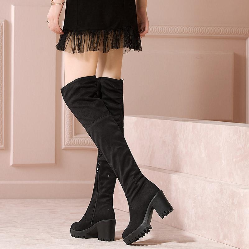 Q/Женские ботинки на высоком каблуке, осенние и зимние новые однотонные мотоциклетные ботинки большого размера