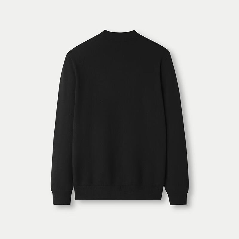 Мужской трикотажный свитер с полувысоким воротником HLA