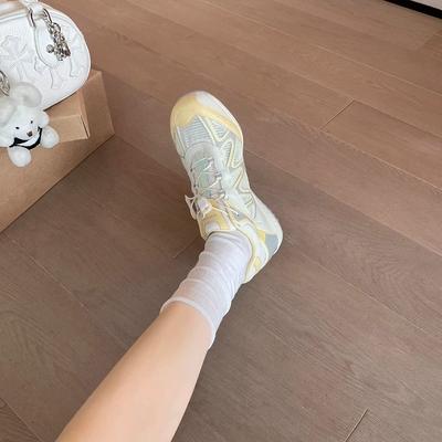 Женская обувь – Кроссовки