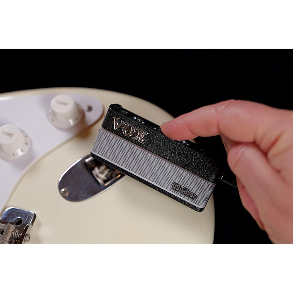 VOX amPlug 3 US Silver Headphone Guitar Amplifier: Cable-free, plugs directly into your guitar, perfect for home practice, battery-powered, built-in e