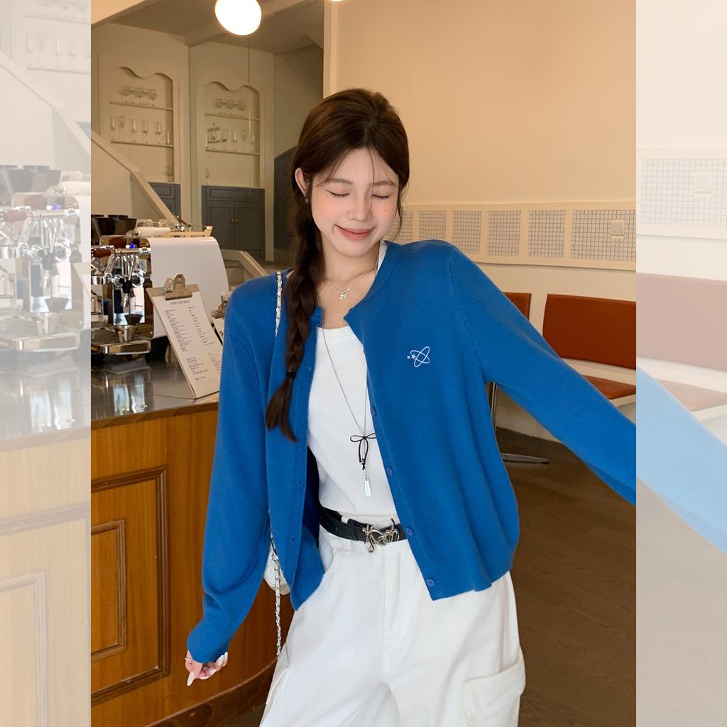 Early autumn versatile crew neck single-breasted embroidered long-sleeved knitted cardigan solid color sweater loose lazy jacket women
