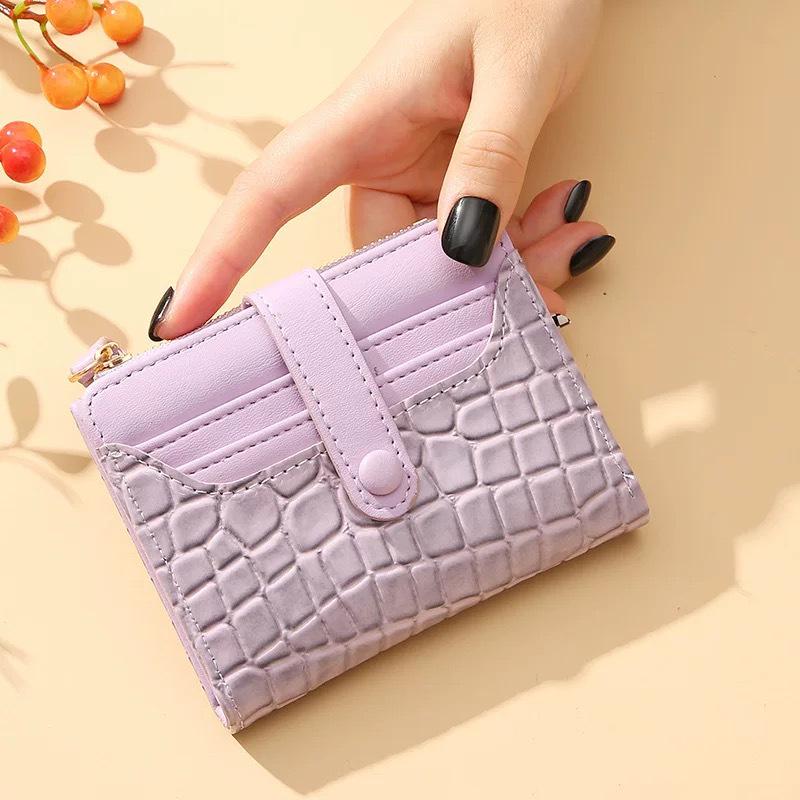 Women's Korean Retro Crocodile Pattern Wallet with Multi-Card Slots and Coin Purse