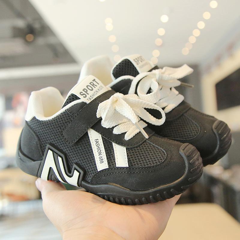 Children's Sneakers2026New Spring and Autumn Boys' Casual Shoes, Girls' Training Shoes, Soft-Soled Baby White Shoes