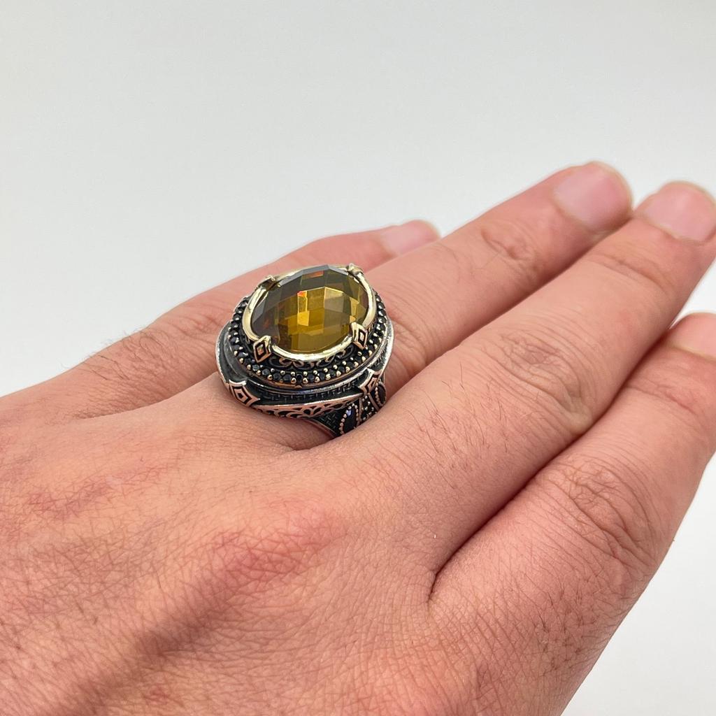 Серебряное мужское кольцо с изменяющим цвет зултанитовым камнем - увлекательный и универсальный драгоценный камень - мужское кольцо из султанита - мужское кольцо с драгоценным камнем